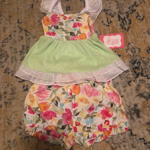 Ricrac Ruffles - Picture 2 of 3